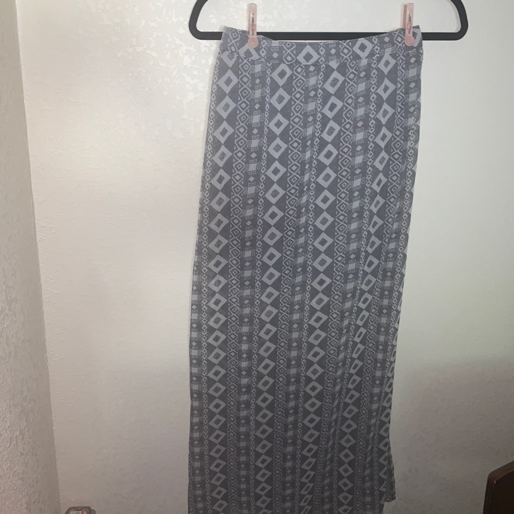 Hollister maxi skirt